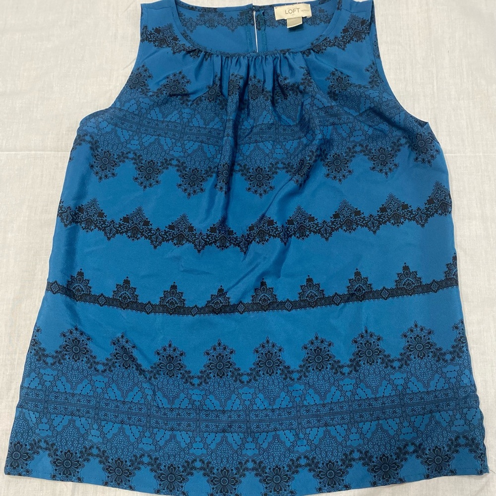 Loft women’s petite sleeveless top (size small petite)